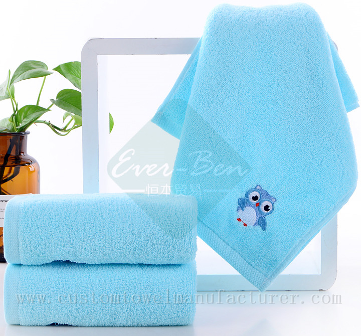 China Bulk Blue face cloth Producer Custom Embroidery Logo Home Towels Factory